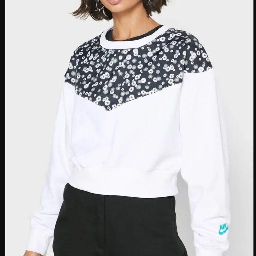 Nike Heritage Crew Floral Sweatshirt Size L